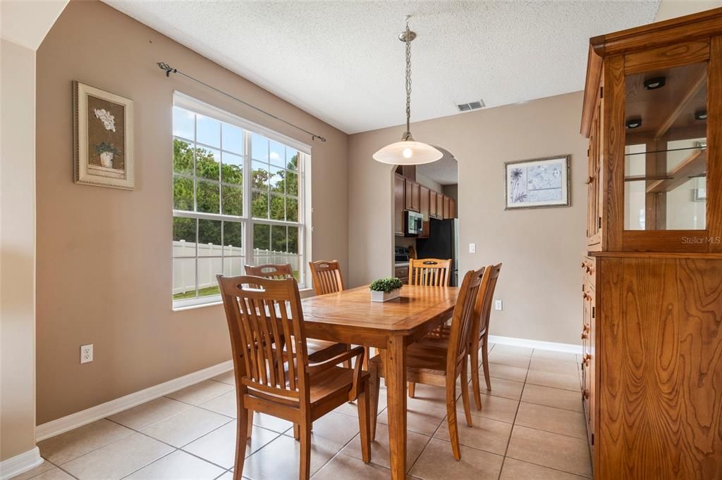 For Sale: $625,000 (5 beds, 3 baths, 3474 Square Feet)