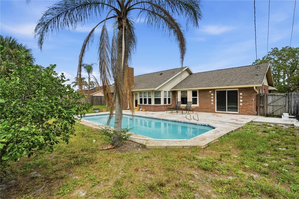 For Sale: $330,000 (3 beds, 2 baths, 1804 Square Feet)