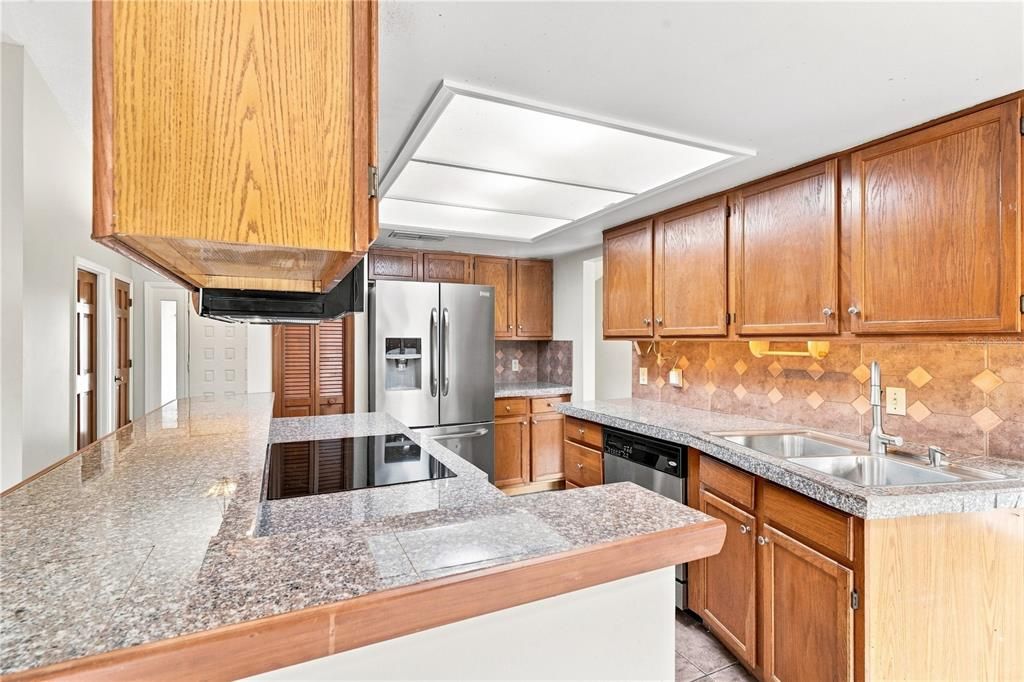 For Sale: $330,000 (3 beds, 2 baths, 1804 Square Feet)