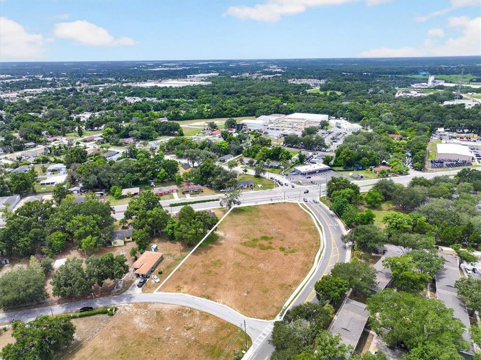 En Venta: $1,100,000 (1.52 acres)