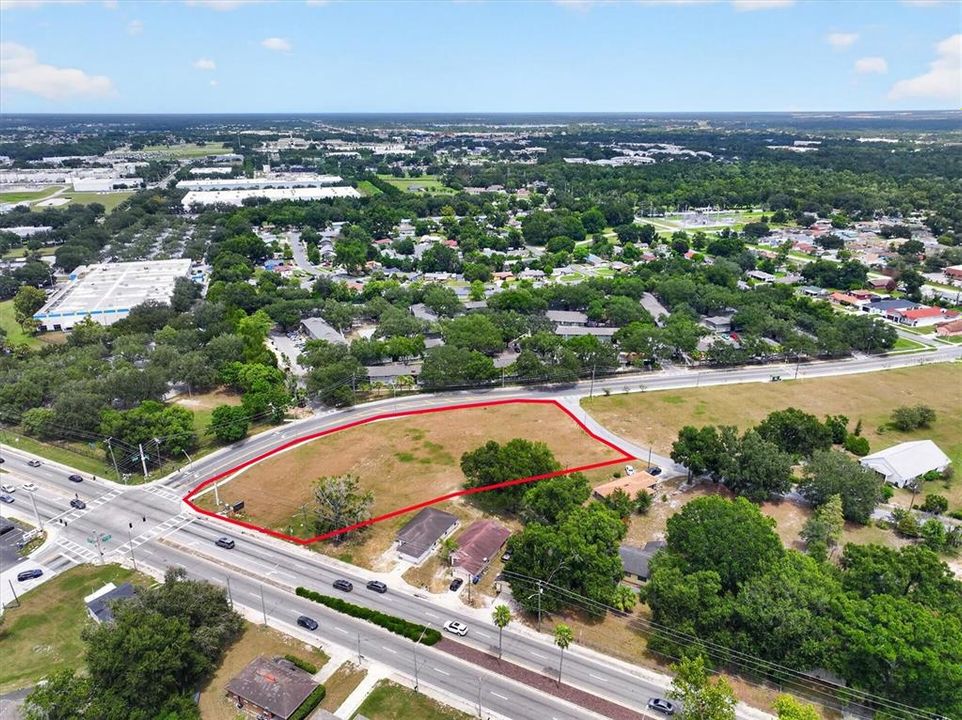 En Venta: $1,100,000 (1.52 acres)