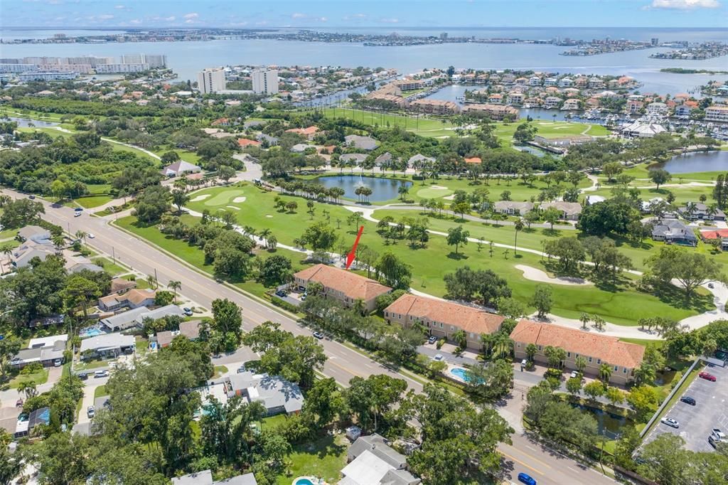 En Venta: $650,000 (3 camas, 2 baños, 2230 Pies cuadrados)
