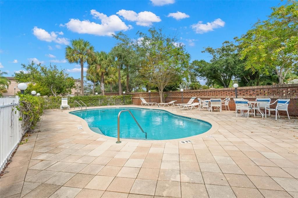 En Venta: $650,000 (3 camas, 2 baños, 2230 Pies cuadrados)