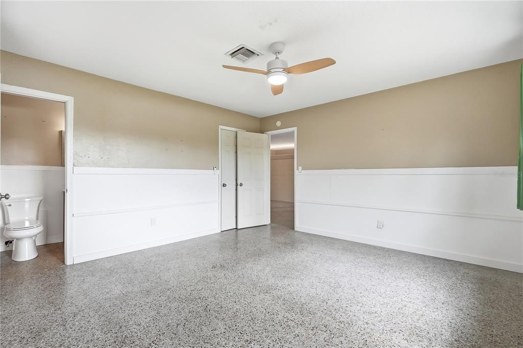 En Venta: $1,230,000 (3 camas, 2 baños, 1942 Pies cuadrados)