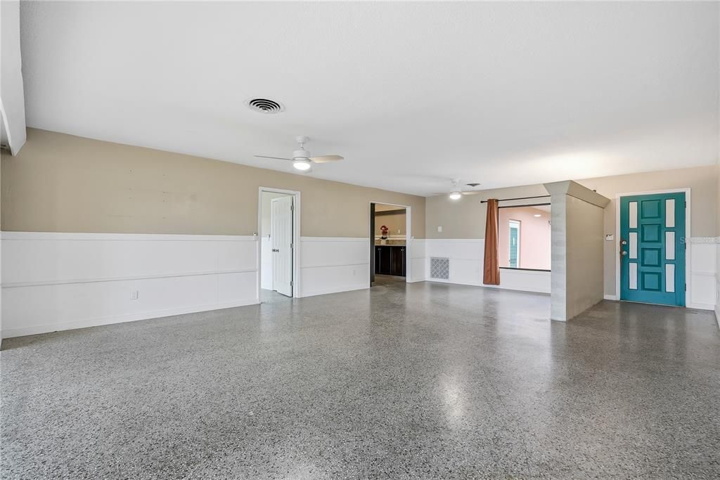 En Venta: $1,230,000 (3 camas, 2 baños, 1942 Pies cuadrados)
