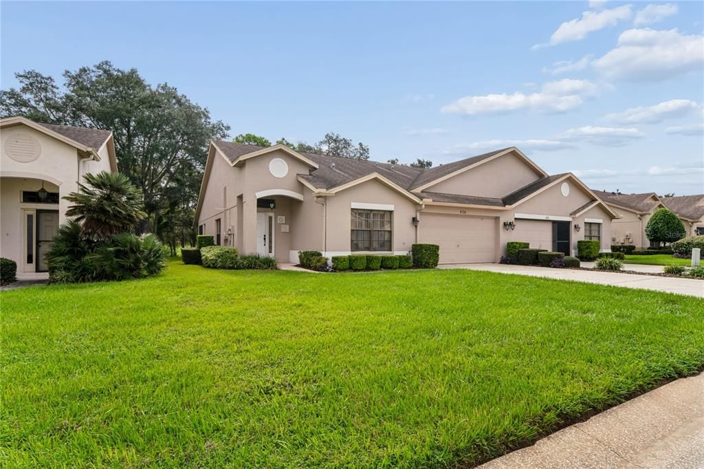 For Sale: $268,500 (2 beds, 2 baths, 1576 Square Feet)