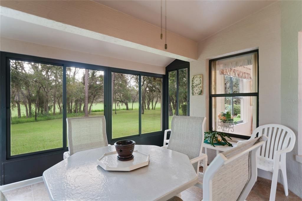 For Sale: $268,500 (2 beds, 2 baths, 1576 Square Feet)
