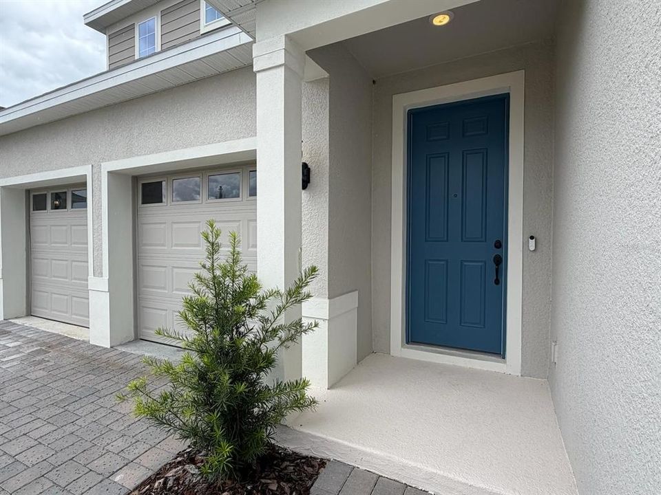 For Rent: $5,200 (5 beds, 3 baths, 2631 Square Feet)