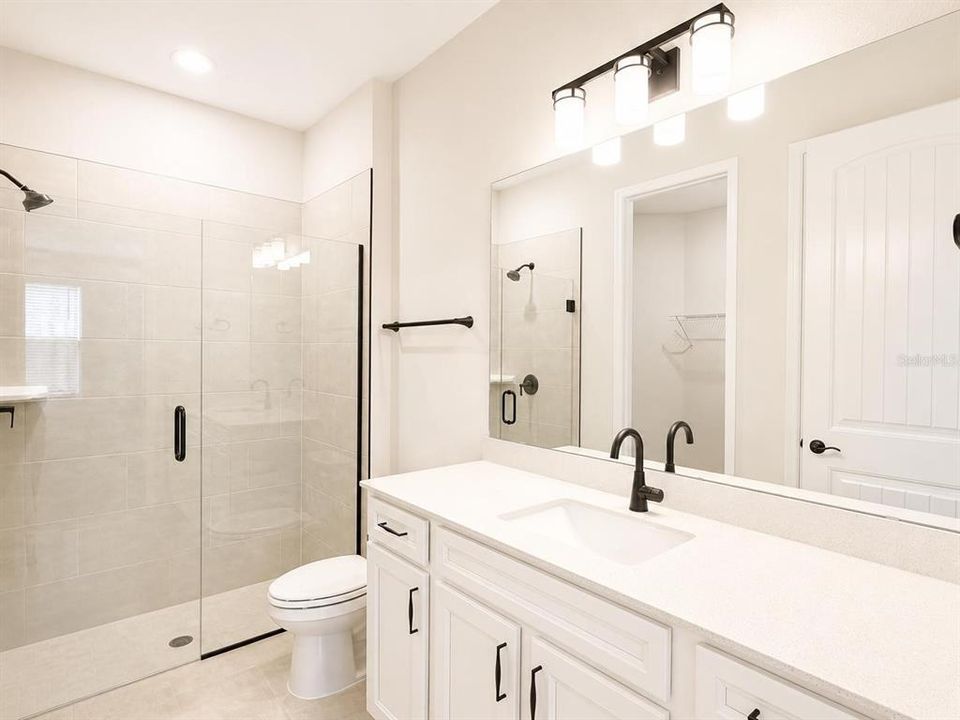 For Rent: $5,200 (5 beds, 3 baths, 2631 Square Feet)