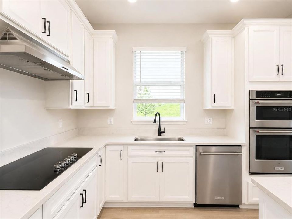 For Rent: $5,200 (5 beds, 3 baths, 2631 Square Feet)