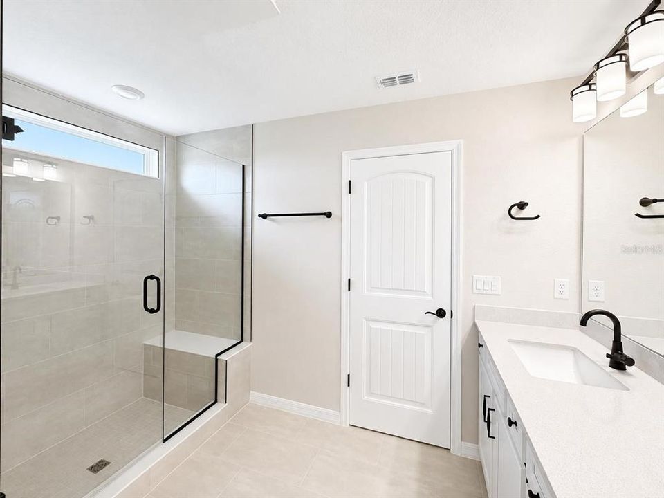 For Rent: $5,200 (5 beds, 3 baths, 2631 Square Feet)