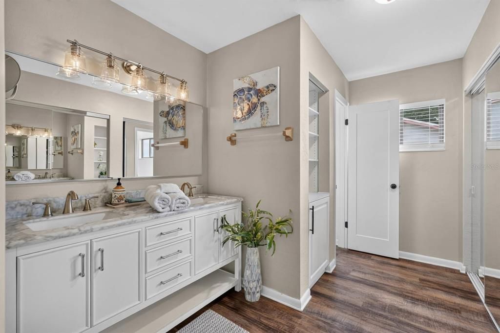 For Sale: $329,000 (3 beds, 2 baths, 1768 Square Feet)