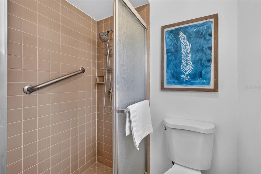 For Sale: $329,000 (3 beds, 2 baths, 1768 Square Feet)