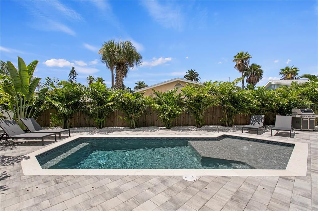 For Sale: $1,300,000 (3 beds, 2 baths, 1898 Square Feet)