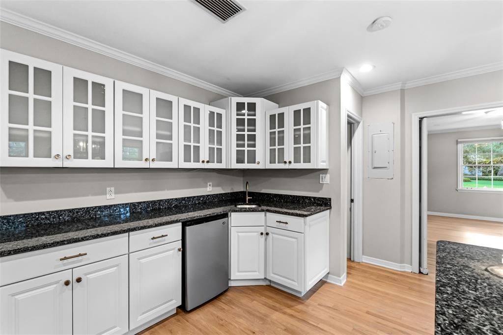 For Sale: $2,300,000 (3 beds, 3 baths, 2764 Square Feet)