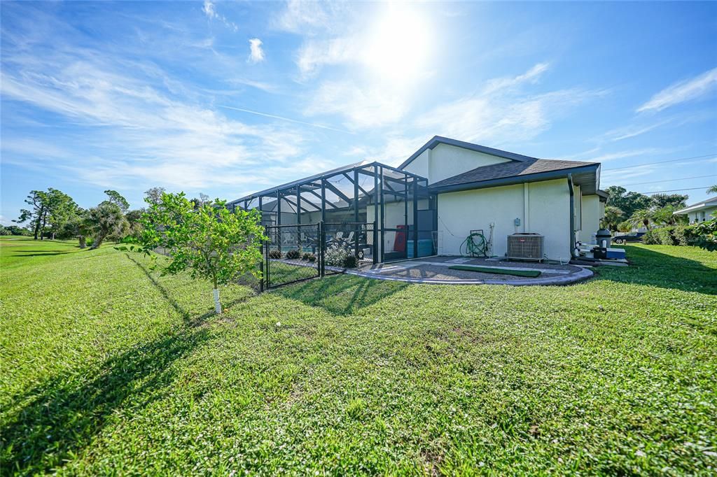 En Venta: $600,000 (3 camas, 2 baños, 2471 Pies cuadrados)