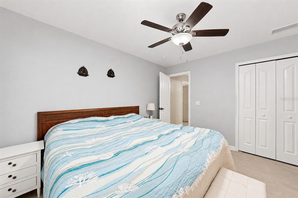 En Venta: $600,000 (3 camas, 2 baños, 2471 Pies cuadrados)