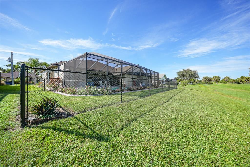 En Venta: $600,000 (3 camas, 2 baños, 2471 Pies cuadrados)