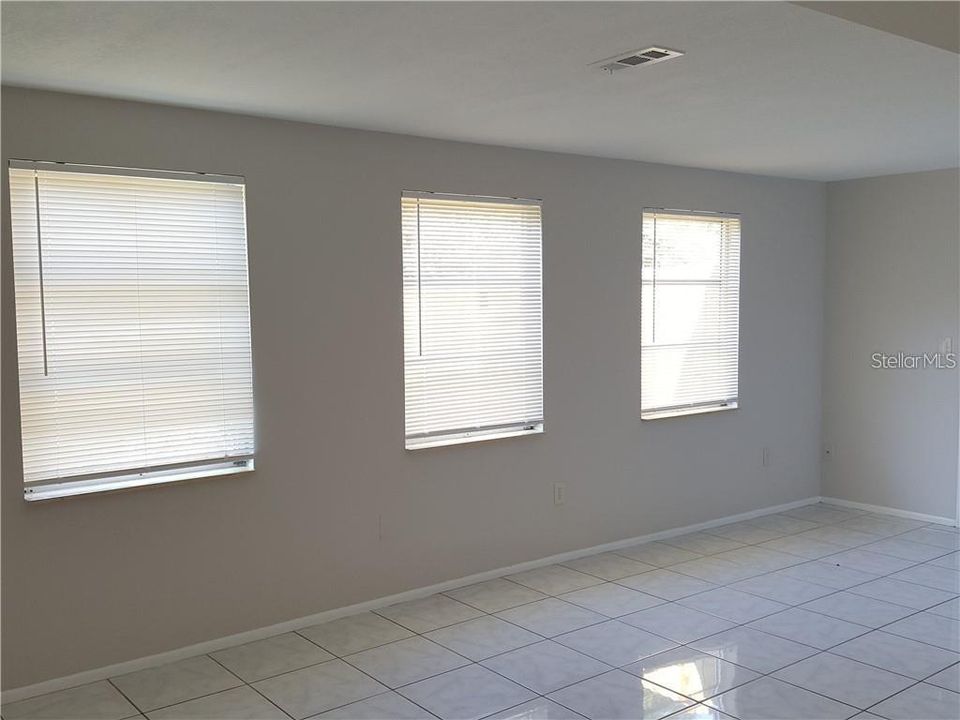 For Rent: $1,775 (2 beds, 2 baths, 1139 Square Feet)