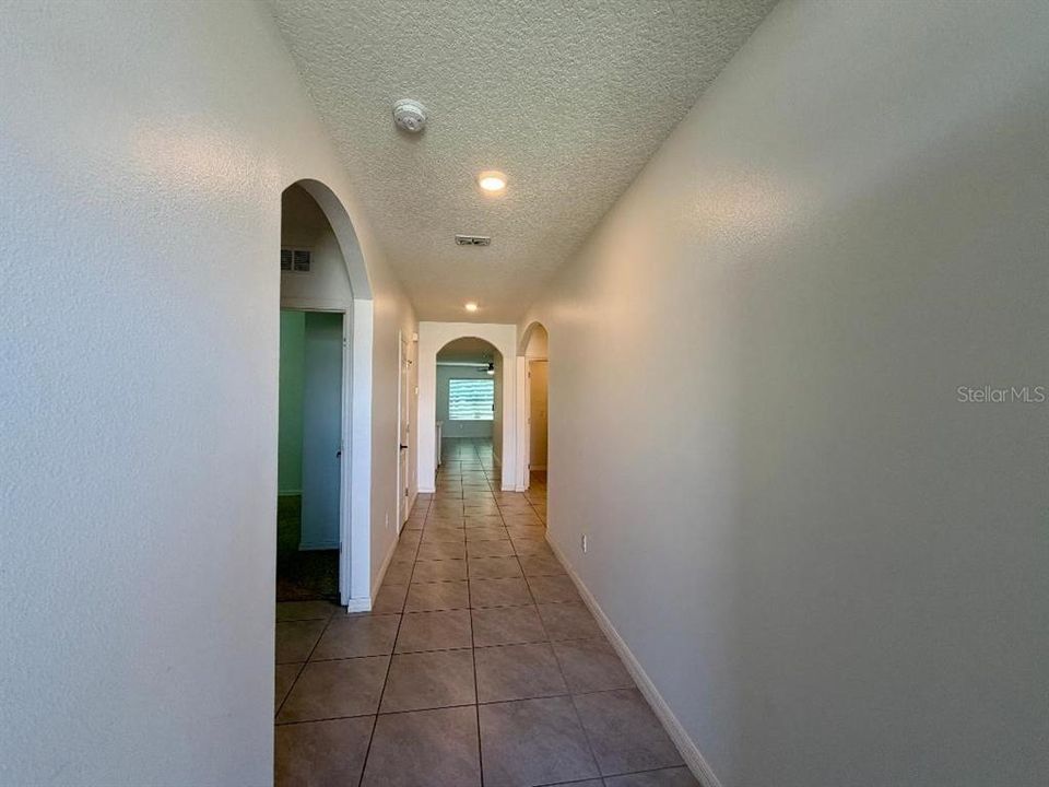 For Rent: $2,500 (4 beds, 2 baths, 1846 Square Feet)