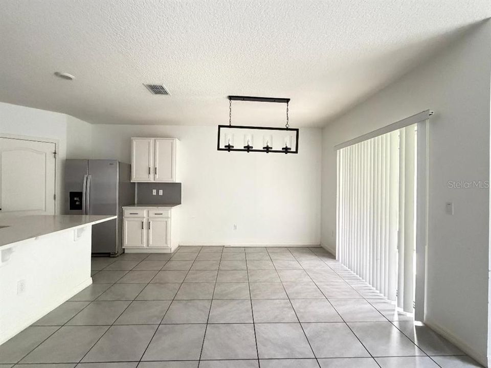 For Rent: $2,500 (4 beds, 2 baths, 1846 Square Feet)