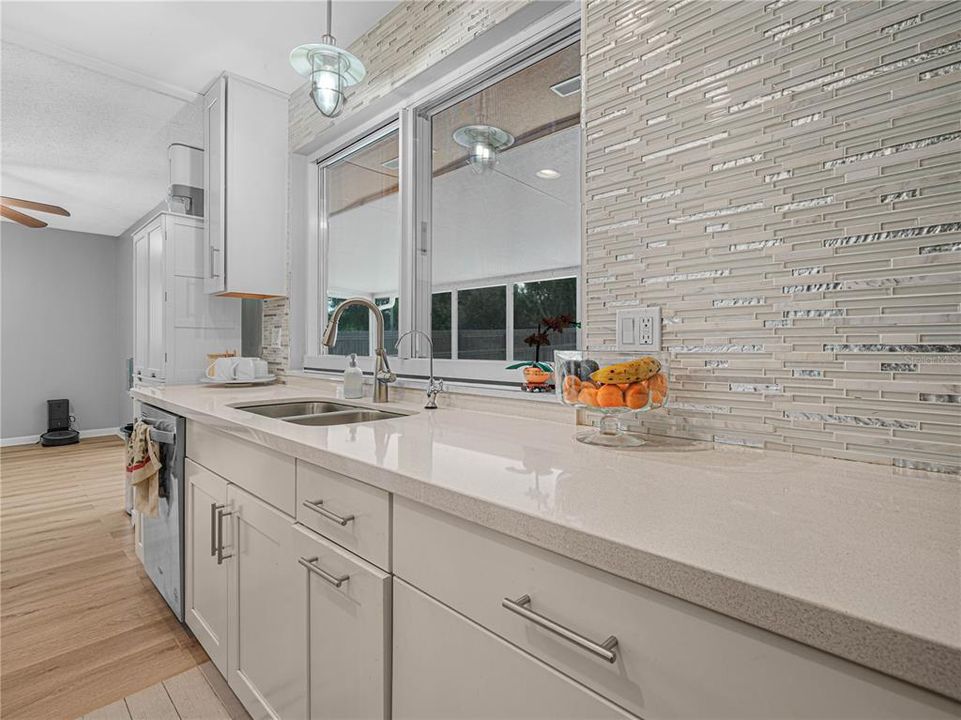 For Sale: $390,000 (4 beds, 2 baths, 1687 Square Feet)