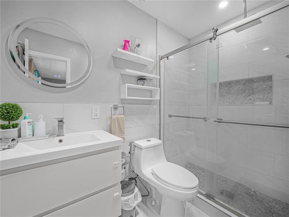 For Sale: $390,000 (4 beds, 2 baths, 1687 Square Feet)