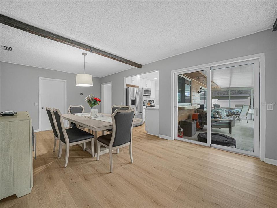 For Sale: $390,000 (4 beds, 2 baths, 1687 Square Feet)