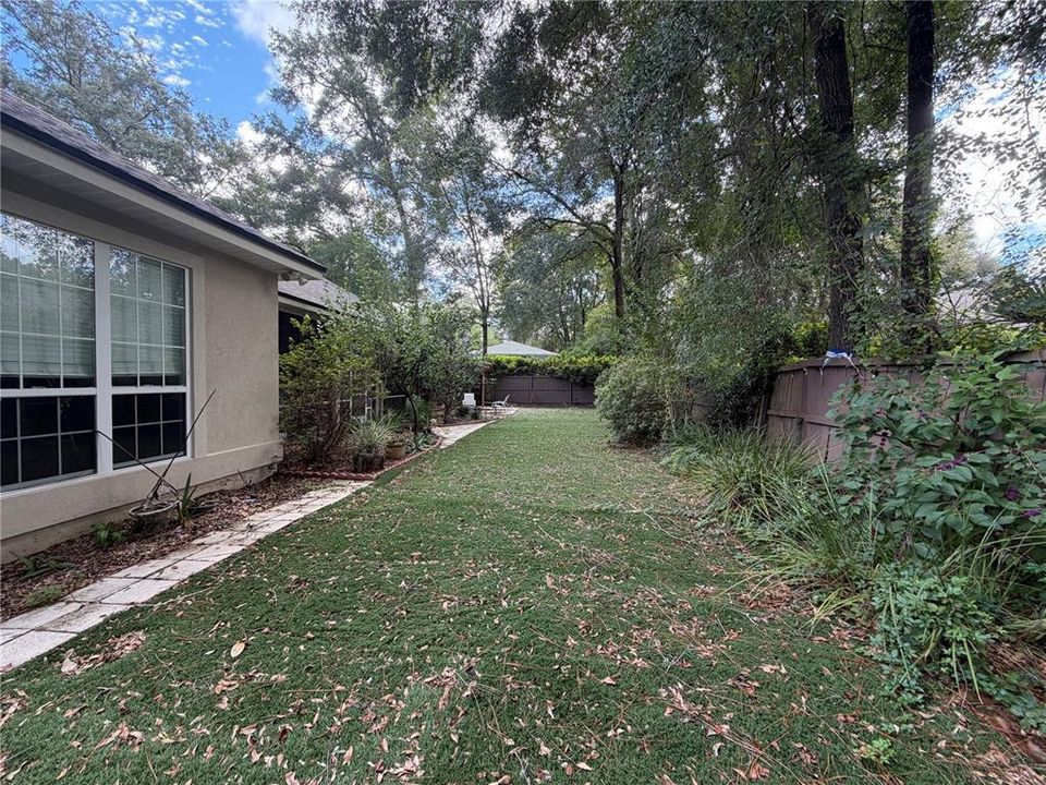 For Rent: $3,700 (4 beds, 3 baths, 2616 Square Feet)