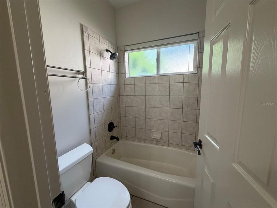 For Rent: $3,700 (4 beds, 3 baths, 2616 Square Feet)