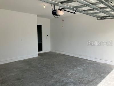 En Venta: $390,000 (5 camas, 3 baños, 2453 Pies cuadrados)