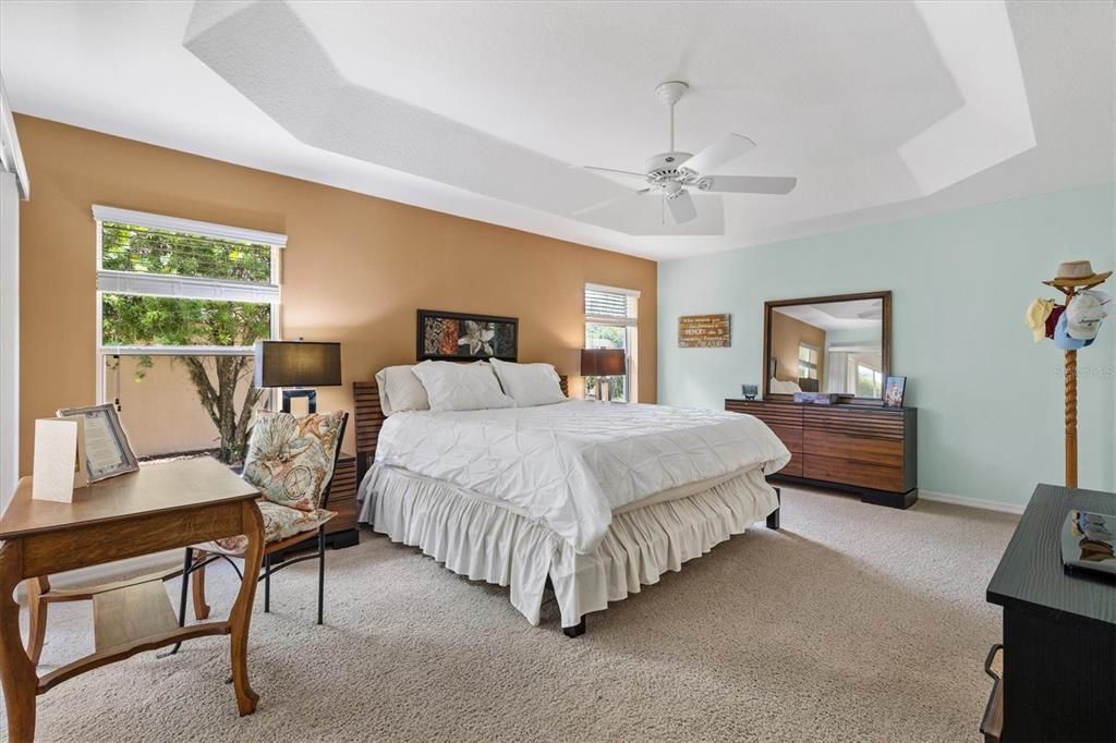 For Sale: $425,000 (3 beds, 2 baths, 1927 Square Feet)