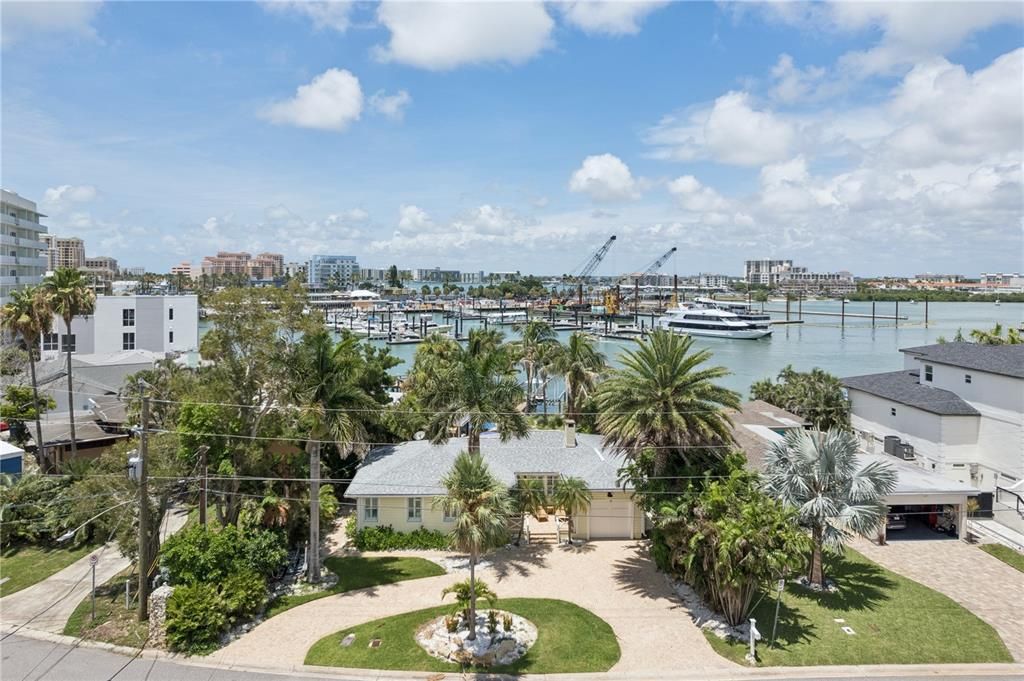 For Sale: $1,995,000 (3 beds, 2 baths, 1377 Square Feet)