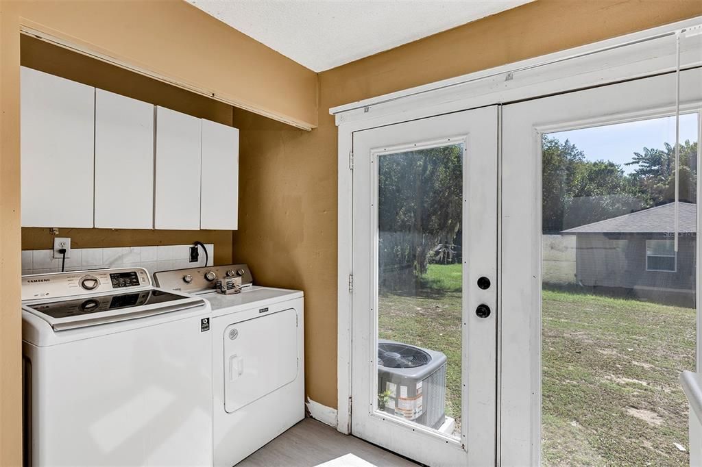 For Rent: $1,285 (2 beds, 1 baths, 795 Square Feet)