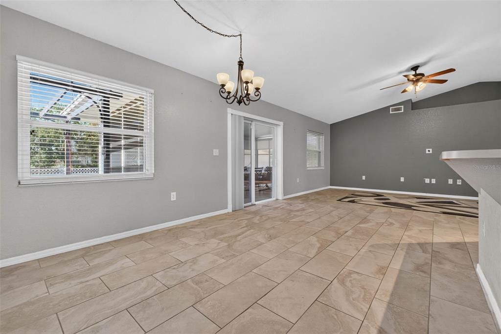 For Sale: $300,000 (3 beds, 2 baths, 1558 Square Feet)