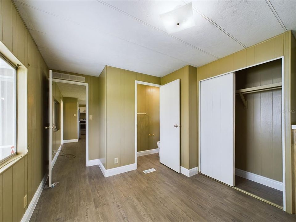 For Rent: $1,200 (2 beds, 2 baths, 969 Square Feet)