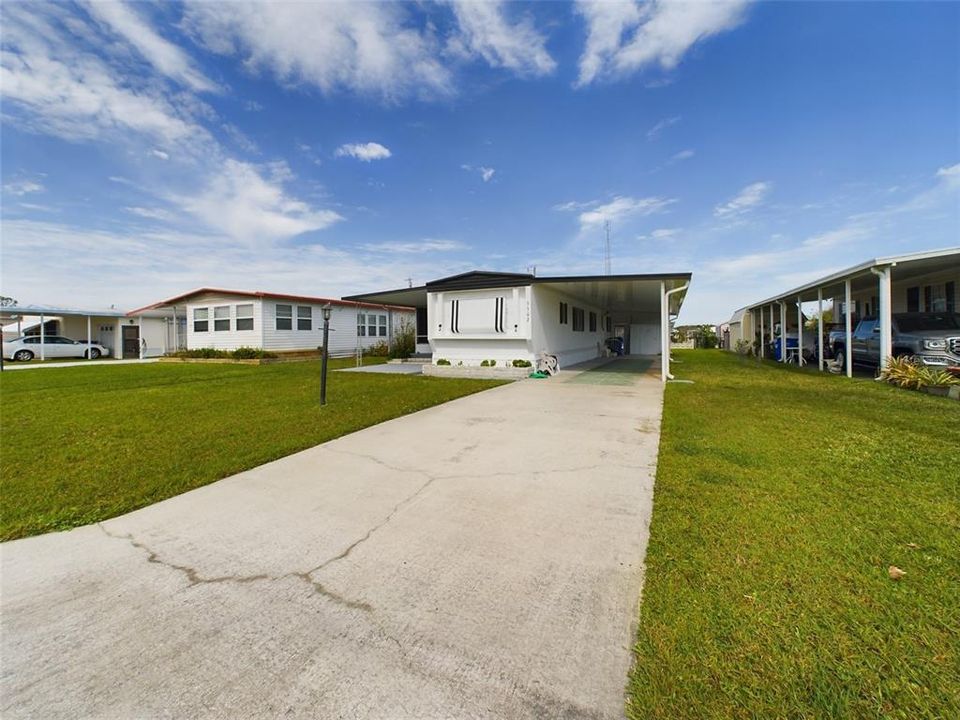 For Rent: $1,200 (2 beds, 2 baths, 969 Square Feet)