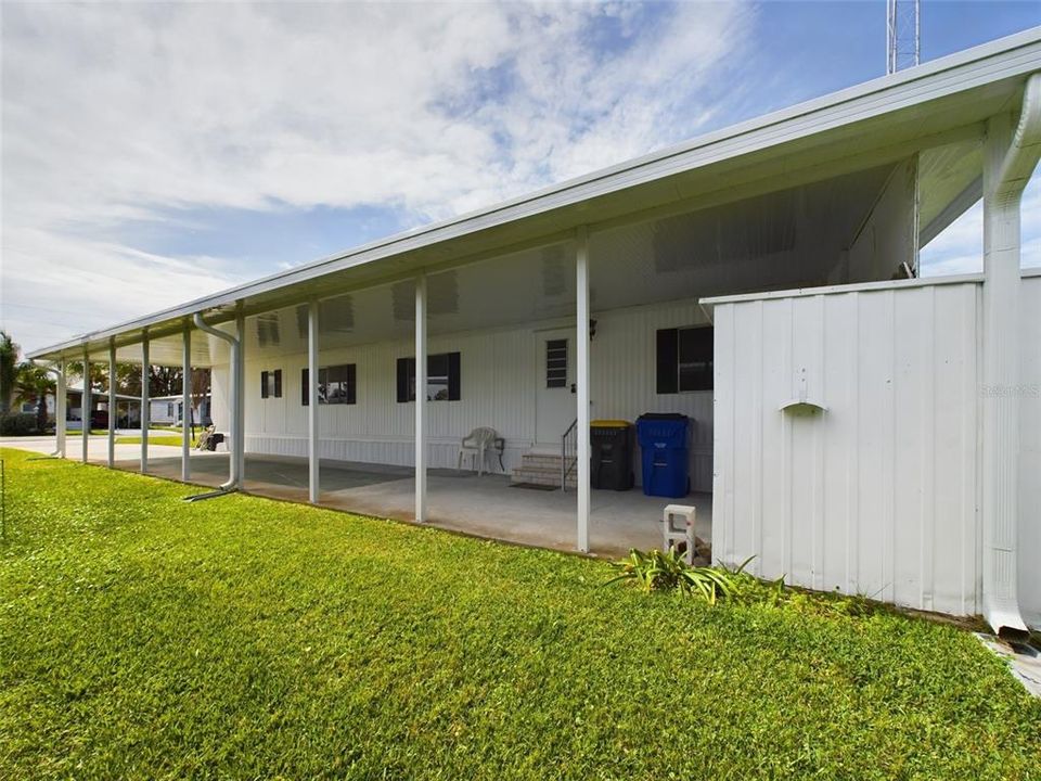 For Rent: $1,200 (2 beds, 2 baths, 969 Square Feet)