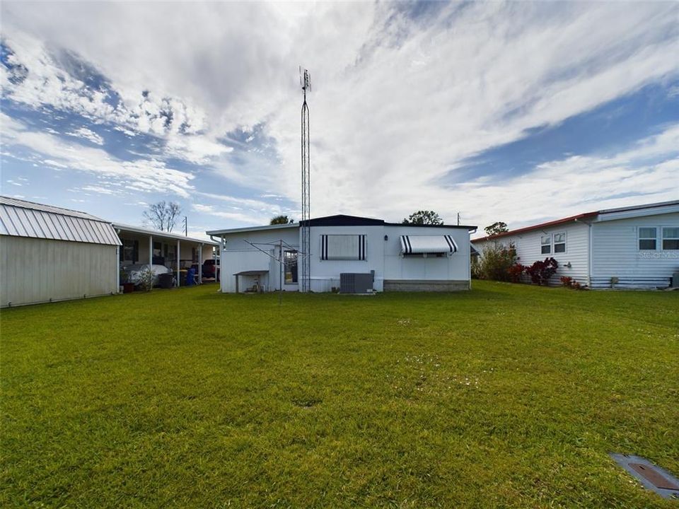 For Rent: $1,200 (2 beds, 2 baths, 969 Square Feet)