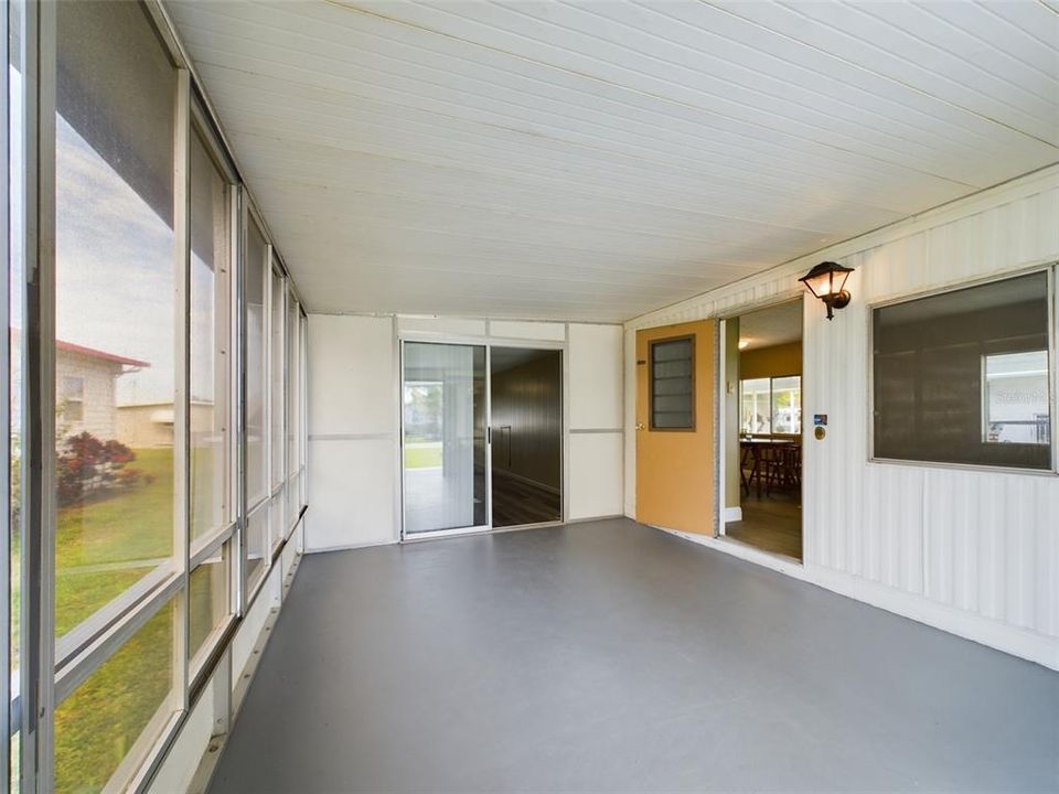 For Rent: $1,200 (2 beds, 2 baths, 969 Square Feet)