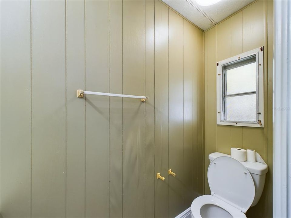 For Rent: $1,200 (2 beds, 2 baths, 969 Square Feet)