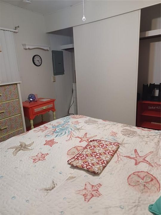 For Sale: $85,000 (2 beds, 1 baths, 864 Square Feet)