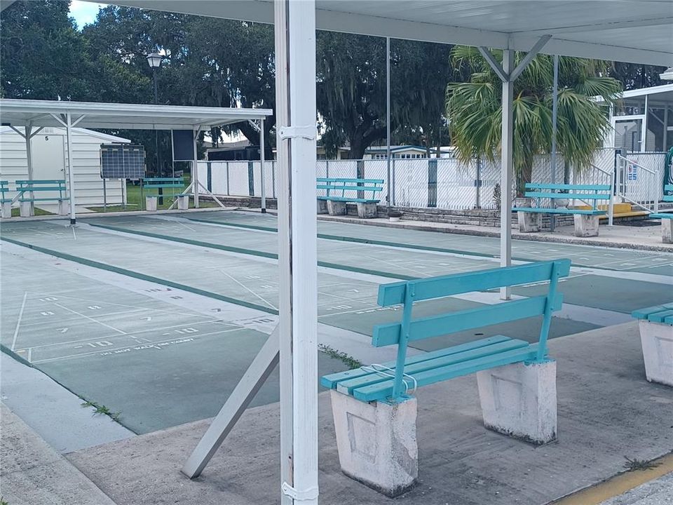 For Sale: $85,000 (2 beds, 1 baths, 864 Square Feet)