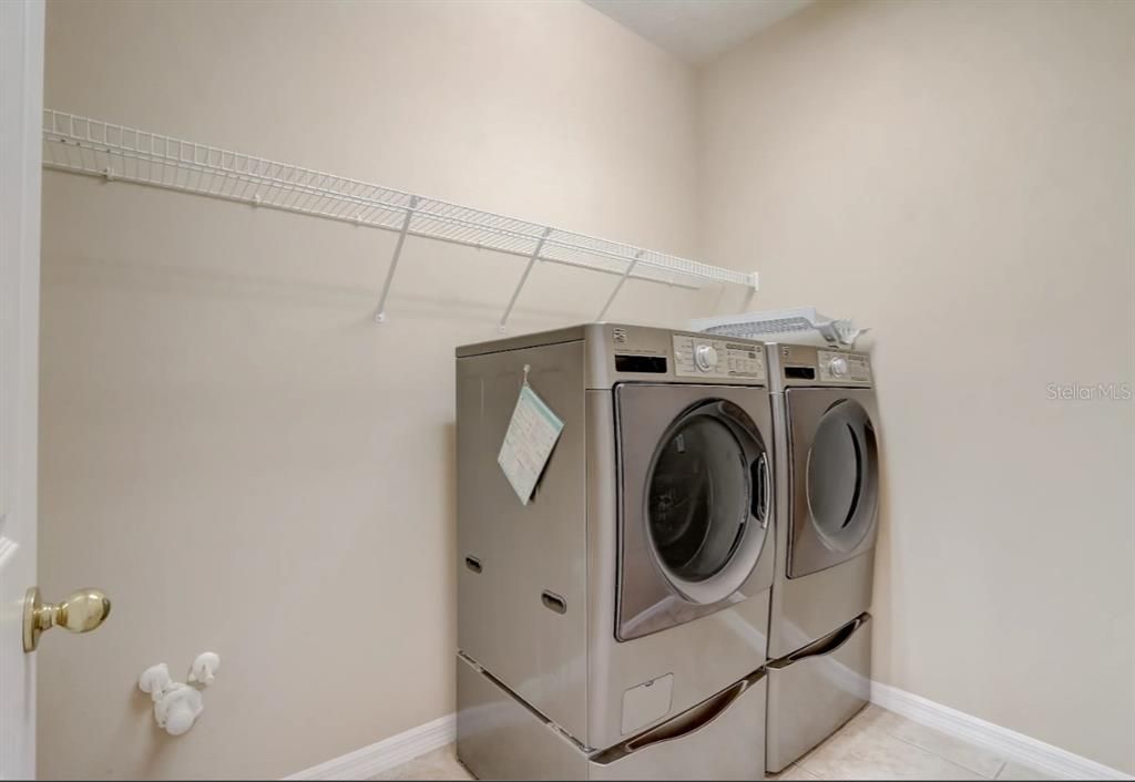 В аренду: $3,500 (4 спален, 3 ванн, 2820 Квадратных фут)