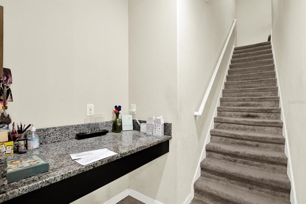 For Sale: $375,000 (5 beds, 2 baths, 2635 Square Feet)