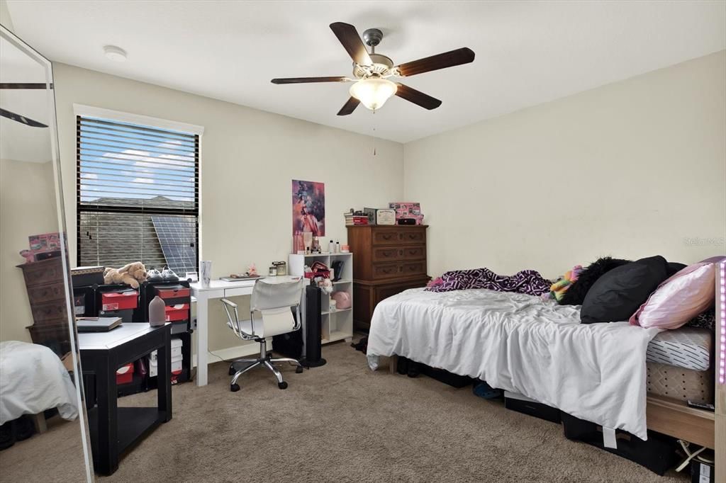 For Sale: $375,000 (5 beds, 2 baths, 2635 Square Feet)
