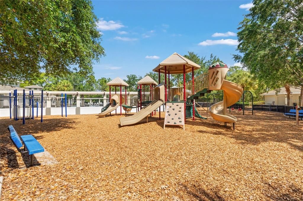 For Sale: $349,999 (4 beds, 3 baths, 2171 Square Feet)