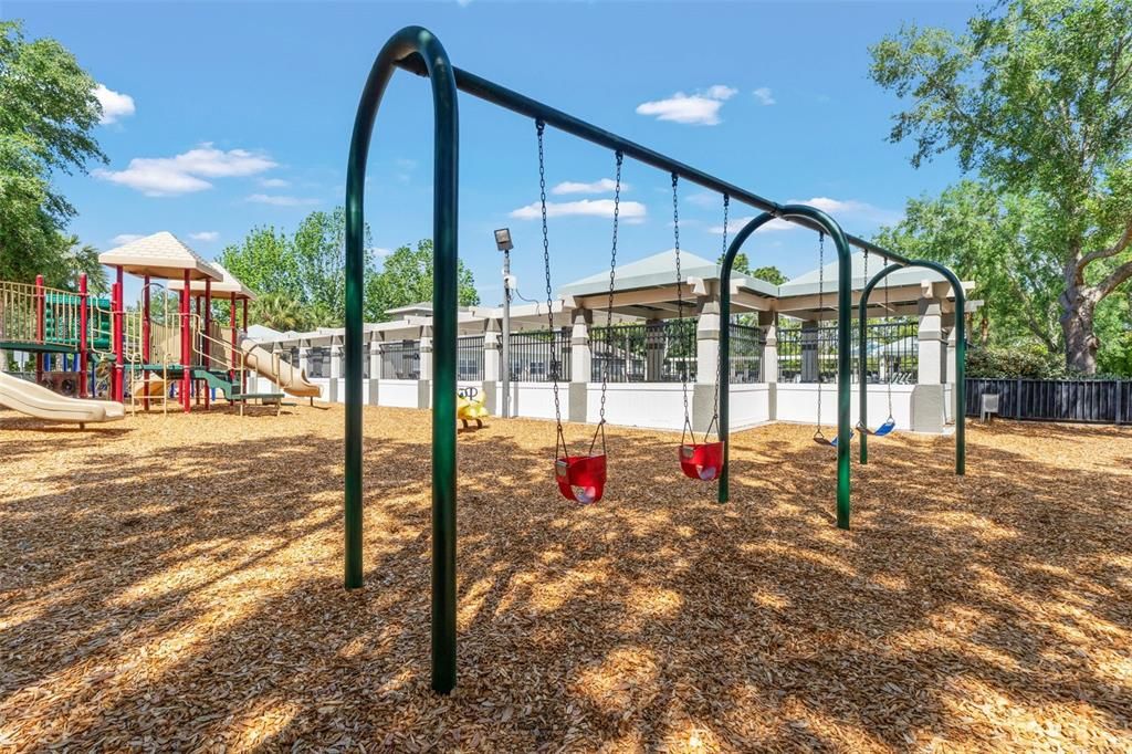For Sale: $349,999 (4 beds, 3 baths, 2171 Square Feet)