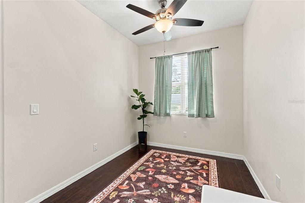 For Sale: $349,999 (4 beds, 3 baths, 2171 Square Feet)