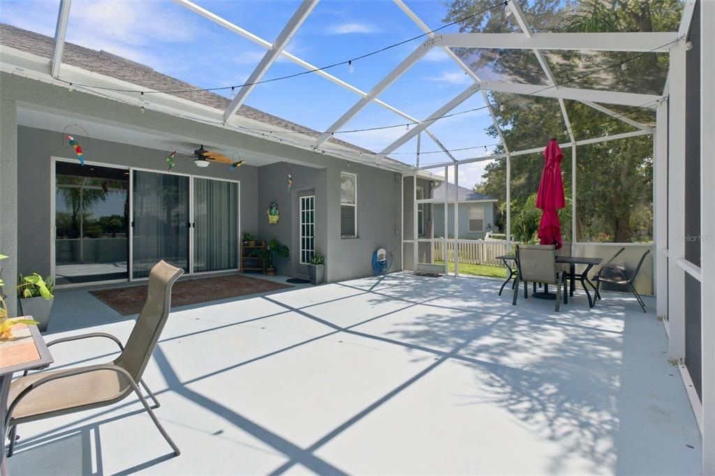 For Sale: $349,999 (4 beds, 3 baths, 2171 Square Feet)